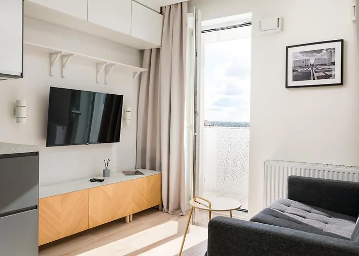 Bialoleka Deluxe By Bookinghost *