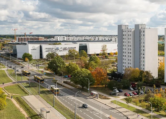 Bialoleka Deluxe By Bookinghost