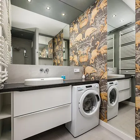 Apartamento Bialoleka Deluxe By Bookinghost